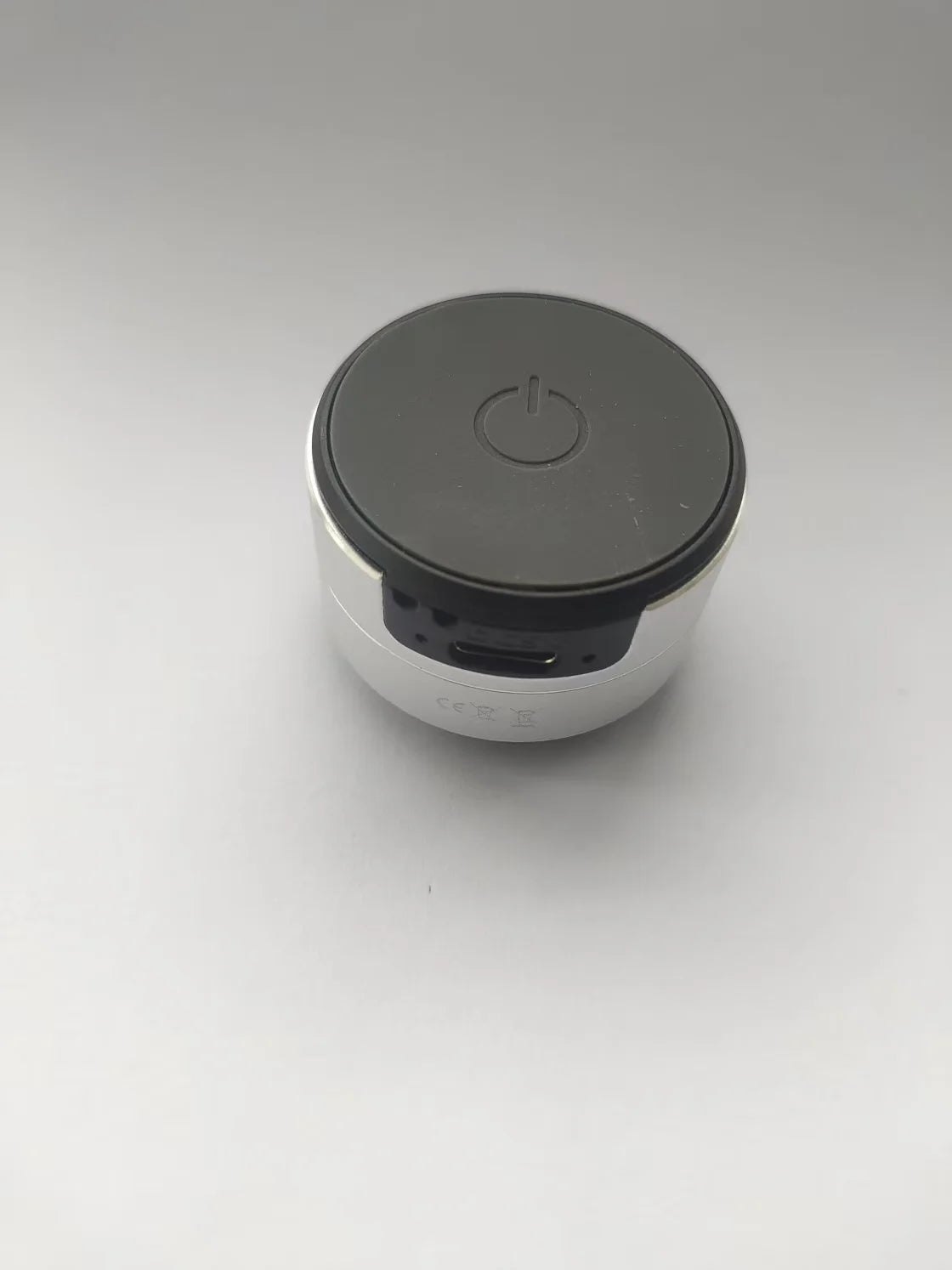 Haut-parleur à conduction compact et puissant
